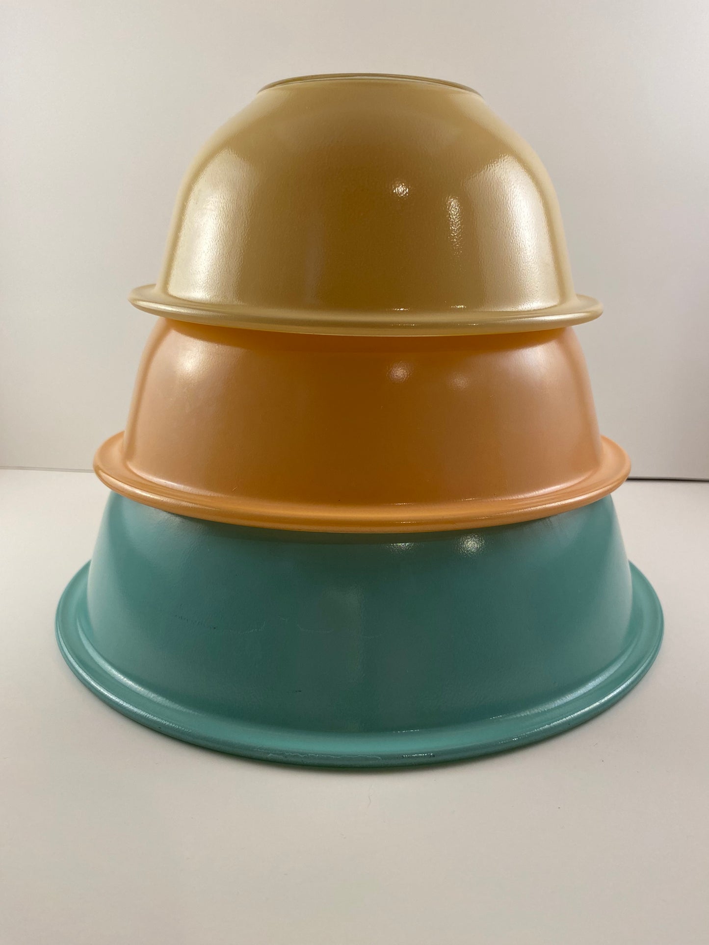 Vintage Pyrex Mixing Bowls