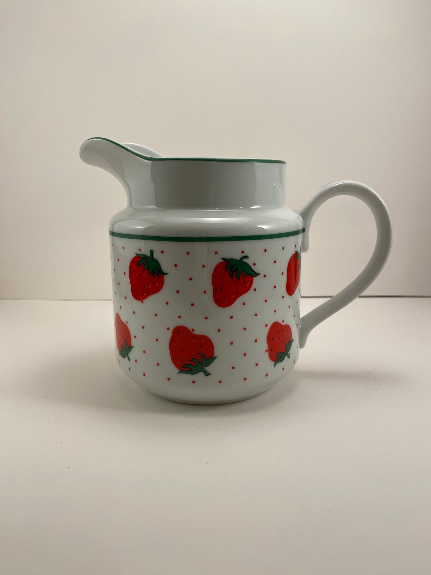 Strawberry pitcher