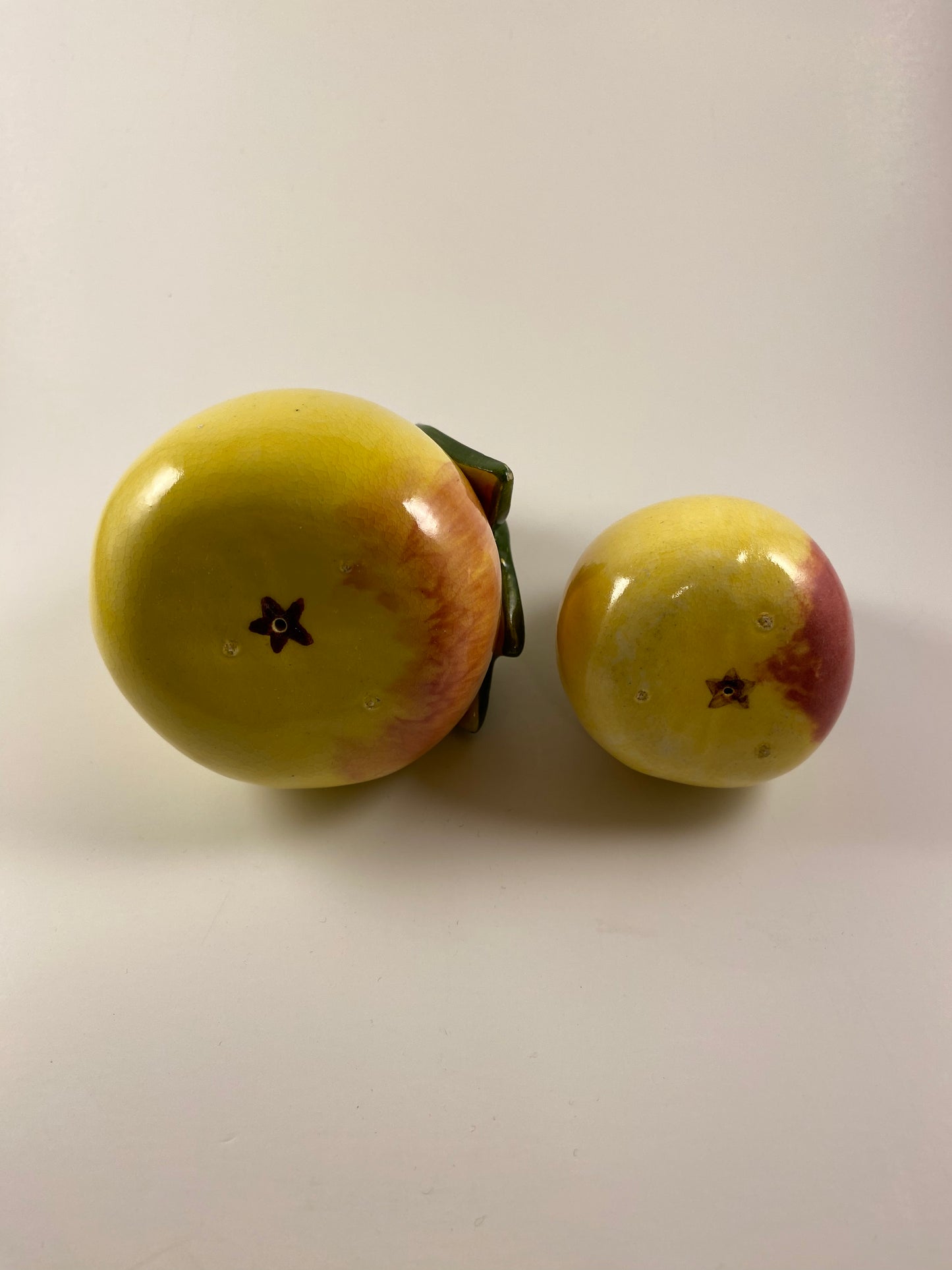 Ceramic pear figurines. Set of 2